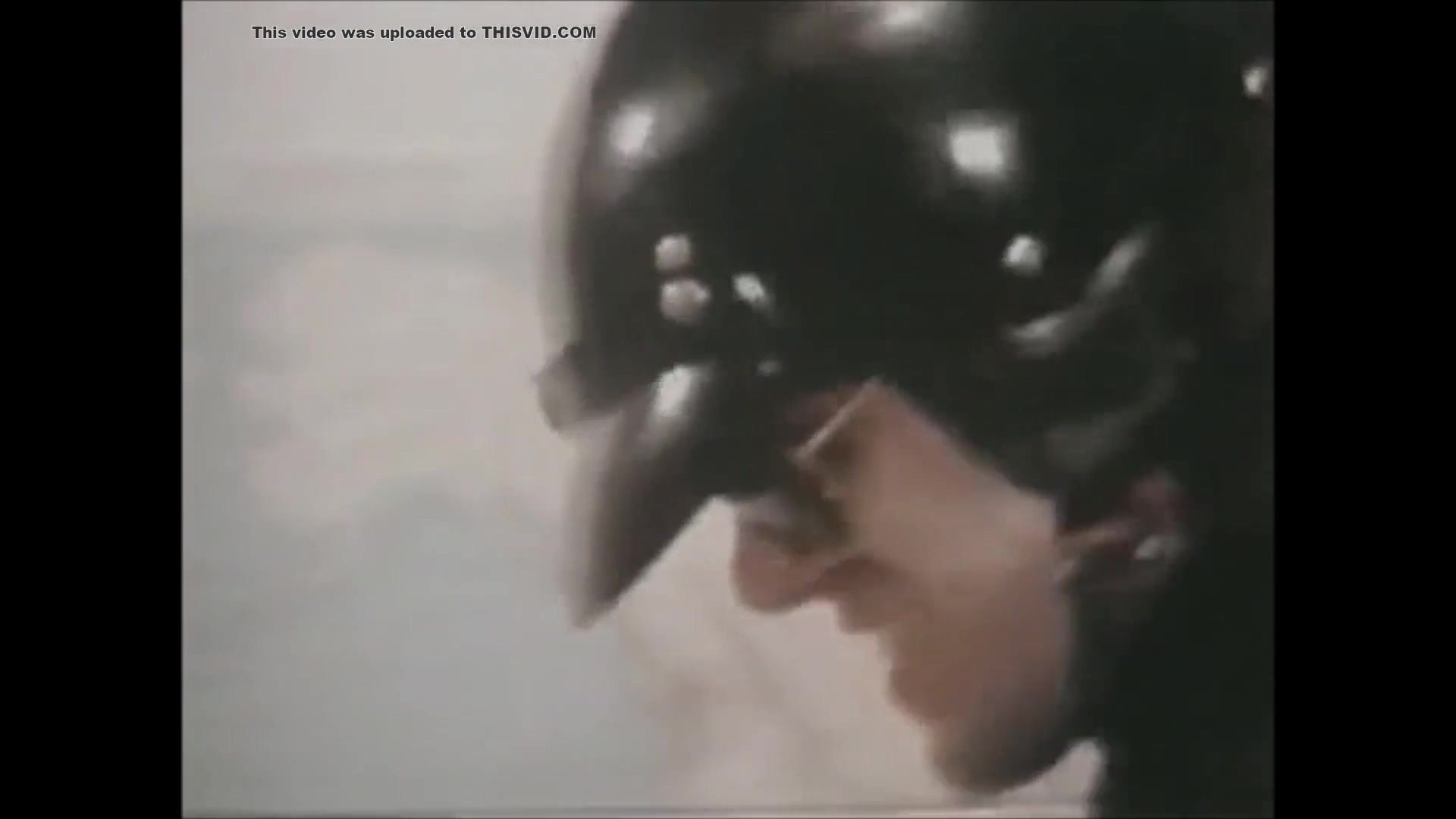 MOTORCYCLE JACKET FUCK - VIDEO 3.mp4_20240121_144709.777.jpg