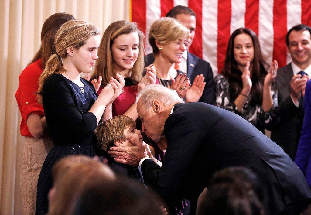 27BIDEN2-jumbo-v3-3164506531.jpg
