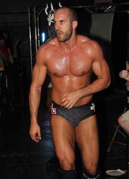 cesaro sweaty.jpg