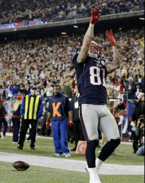 Aaron Hernandez 05.jpg