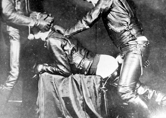 vintageleatherfuckrough.jpg