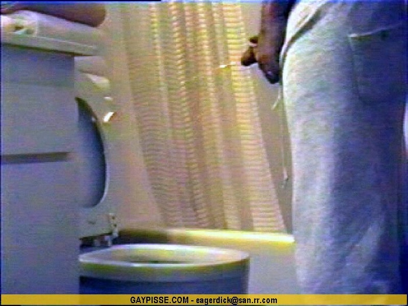 EagerPiss59.jpg
