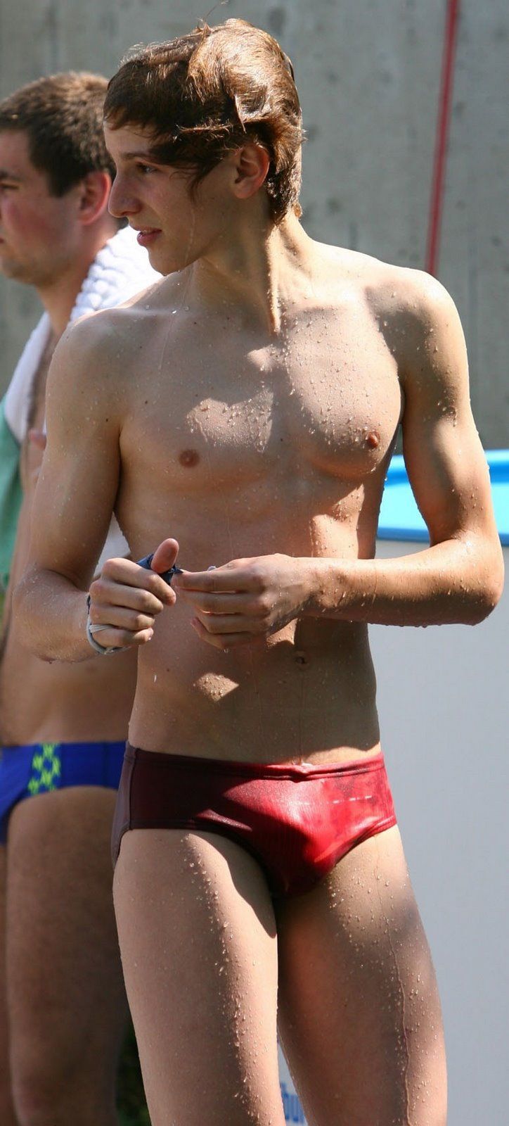 !-hot-speedo-boy-2.jpg
