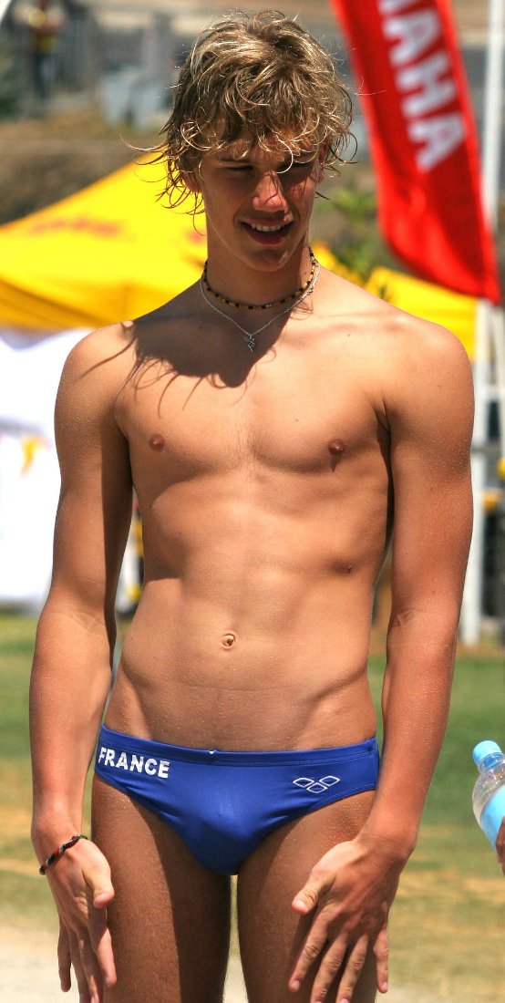 blue-speedo-hottie.jpg