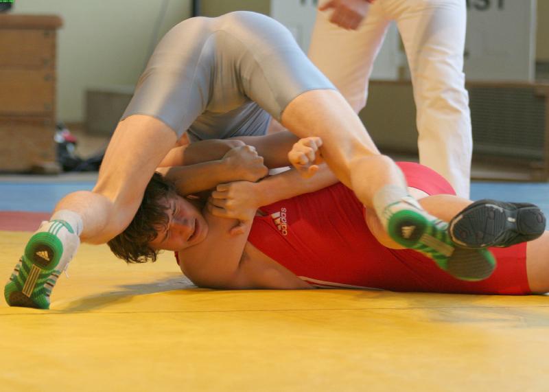 wrestling-lads-2.jpg