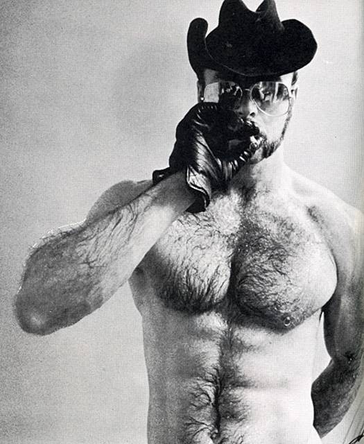 leatherglovedcowboysmoker.jpg