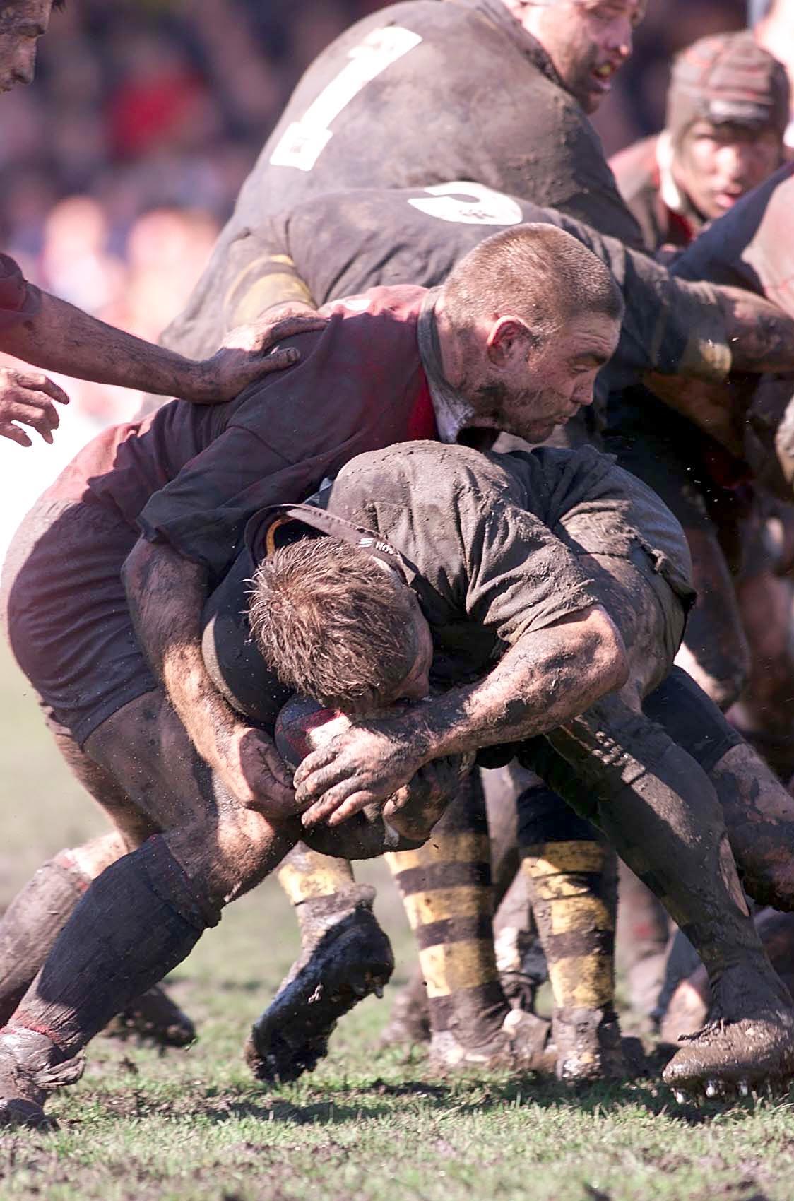 6.muddy_tackle.JPG