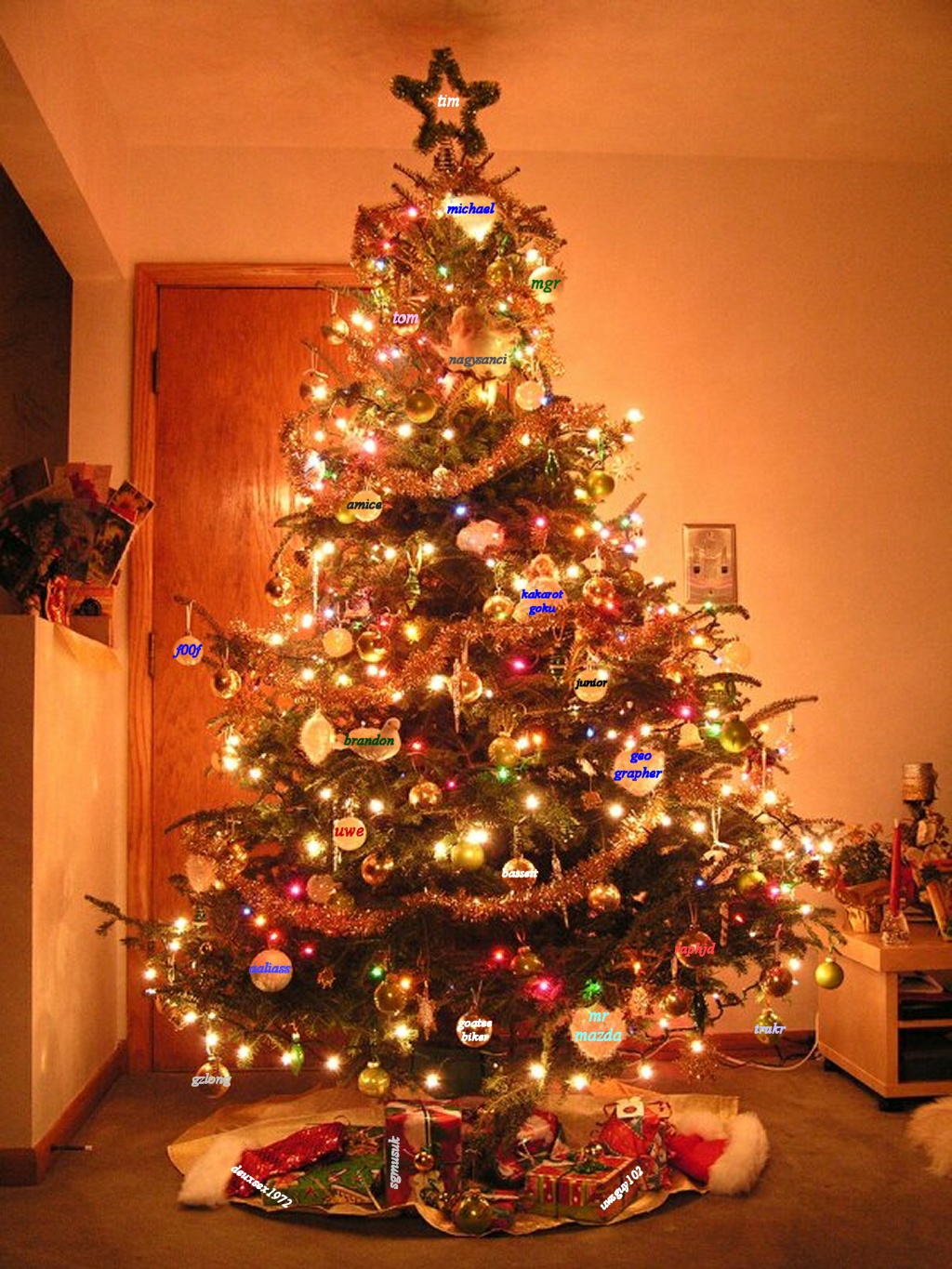 christmas_tree_3.jpg