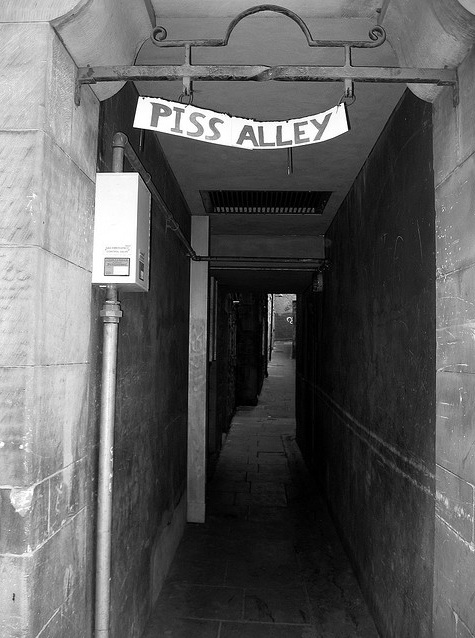 piss alley.jpg