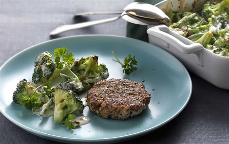 41f938e97d6e4bc7baadd14ba5569c96_470x296_Karbonader-og-ostegratineret-broccoli.jpg
