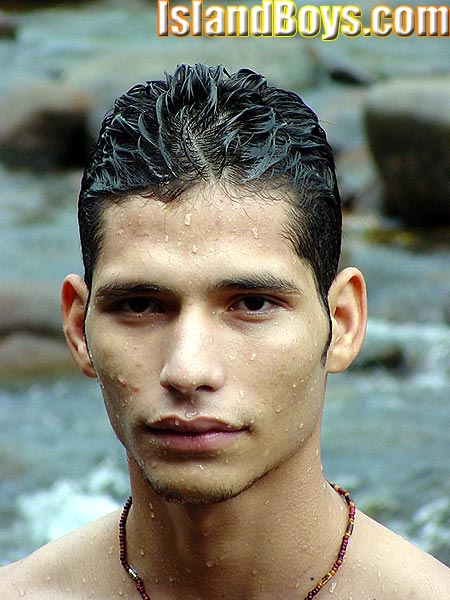 islandboys025.jpg