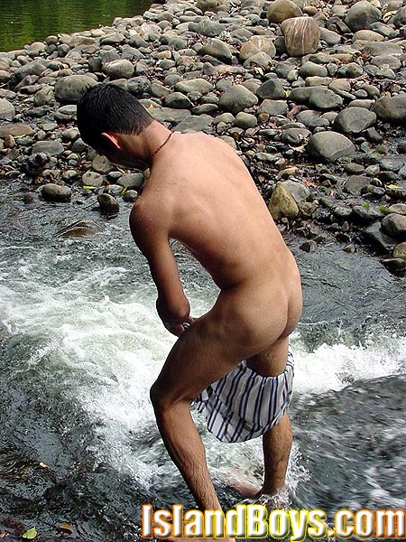islandboys046.jpg