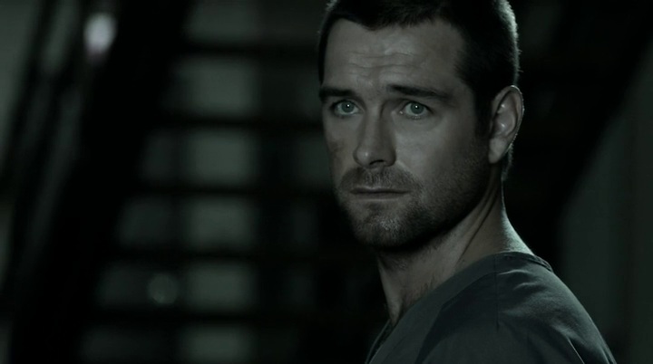 Antony Starr 4.jpg