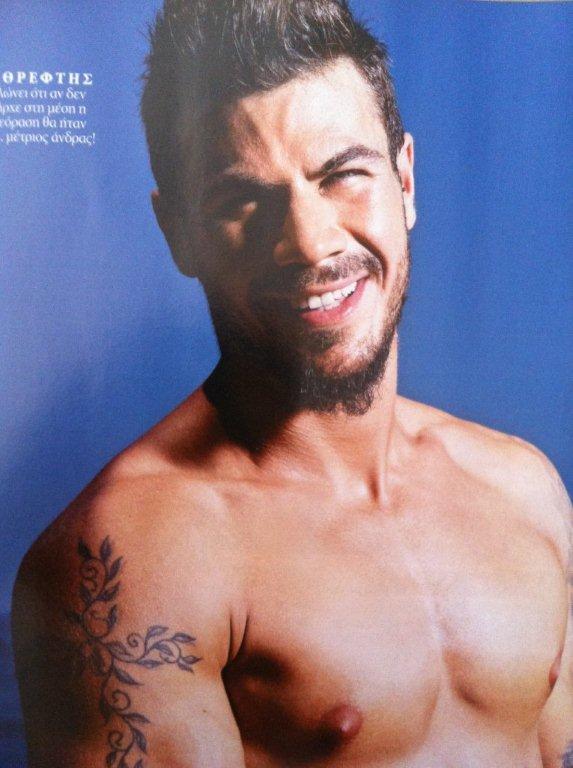 Άκης Πετρετζίκης 1.jpg