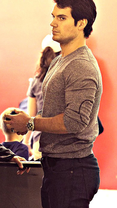 Henry Cavill (13).jpg