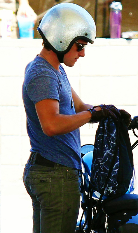 Josh Hutcherson (16).jpg