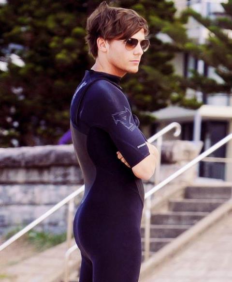 Louis Tomlinson (2).jpg