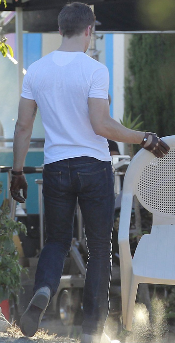 Ryan Gosling (2).jpg