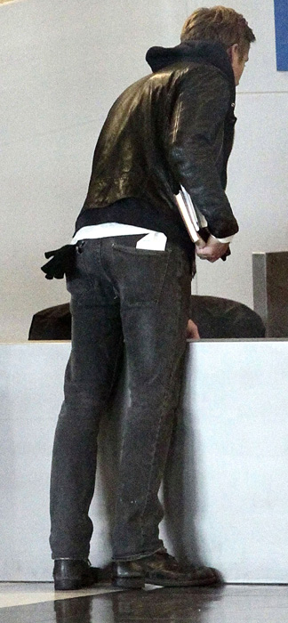 Ryan Gosling (10).jpg