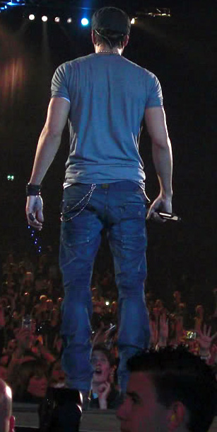 Enrique Iglesias (10).jpg