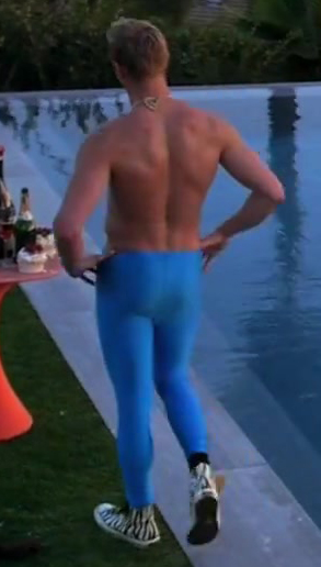 Alexander Ludwig (8).jpg