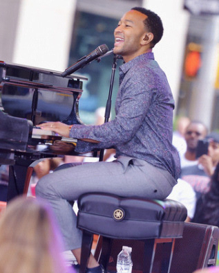 John Legend (1).jpg