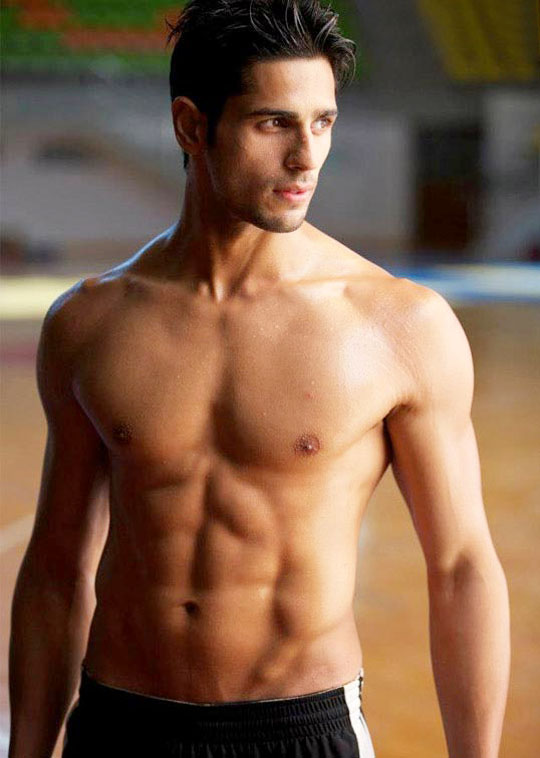 siddharth-malhotra_13479475618.jpg
