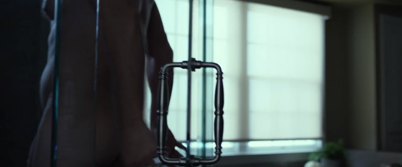 Gone Girl (2014).mp4_snapshot_02.12.40_[2015.01.11_14.55.38].jpg