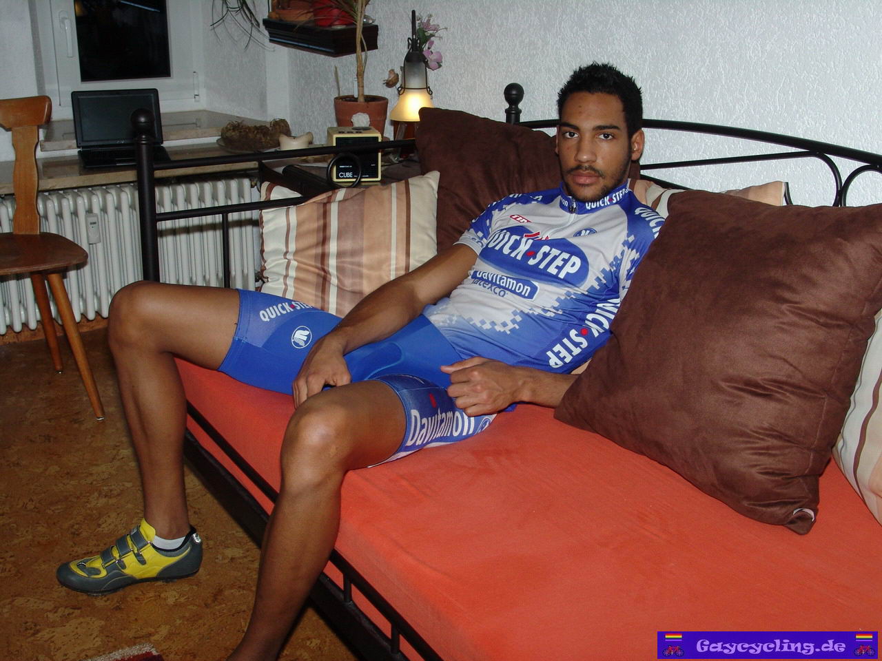 Gaycycling_Alejandro21_NewOneOnMe-part01_Bild003.JPG