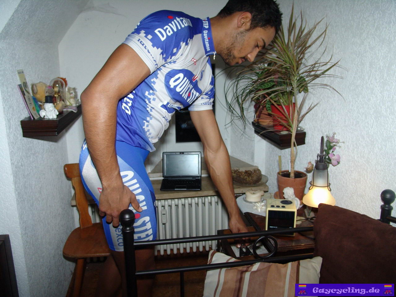 Gaycycling_Alejandro21_NewOneOnMe-part01_Bild026.JPG