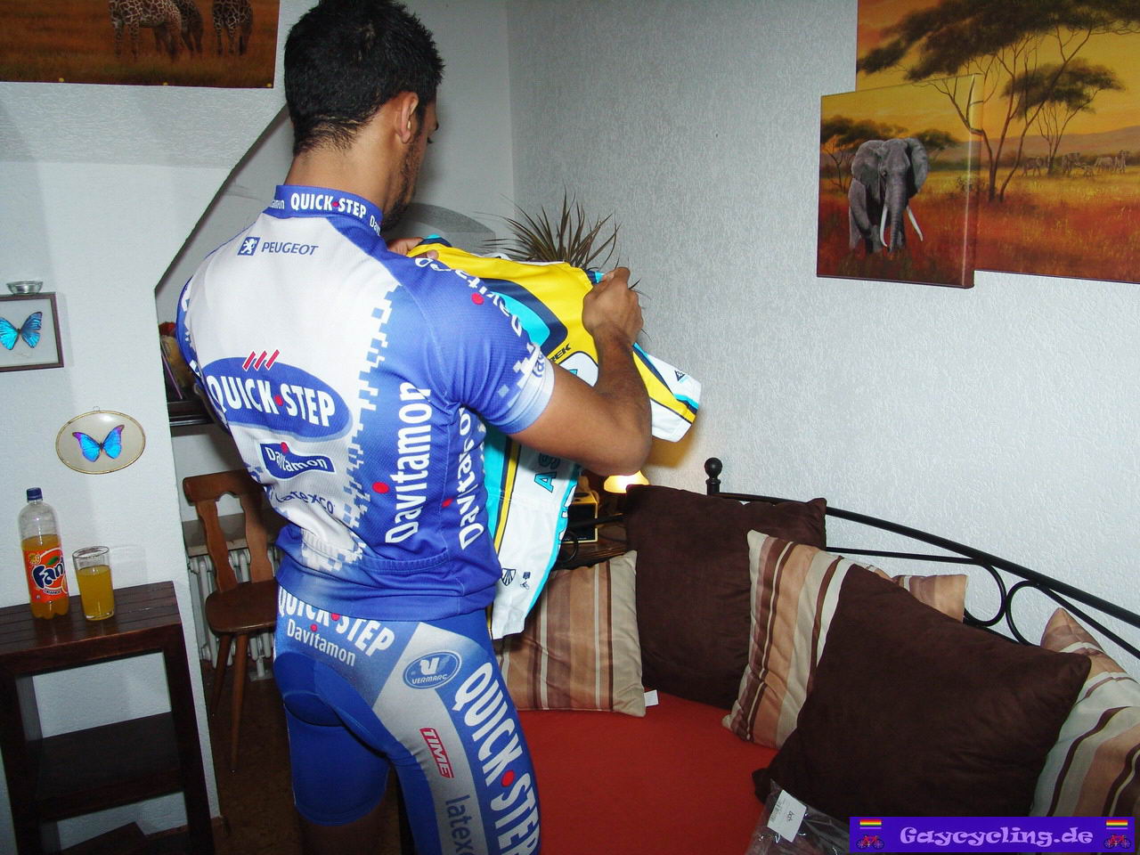 Gaycycling_Alejandro21_NewOneOnMe-part01_Bild070.JPG
