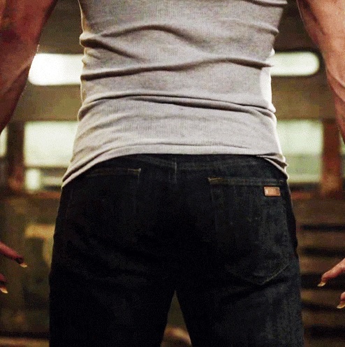 Tyler Hoechlin (1).jpg