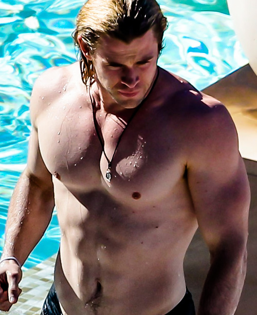Chris Hemsworth 101.jpg