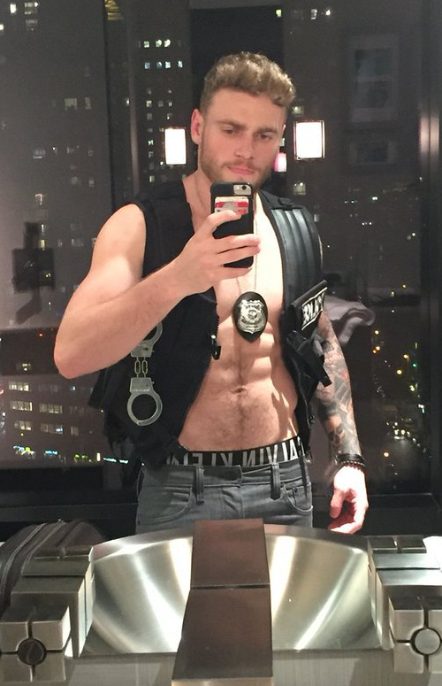 Gus Kenworthy 11.png