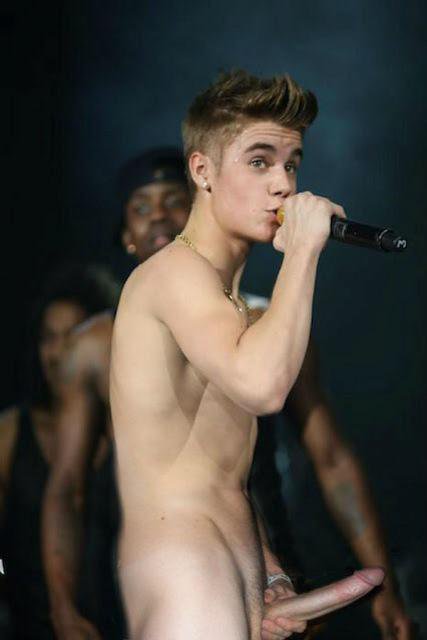 biebernude5.jpg